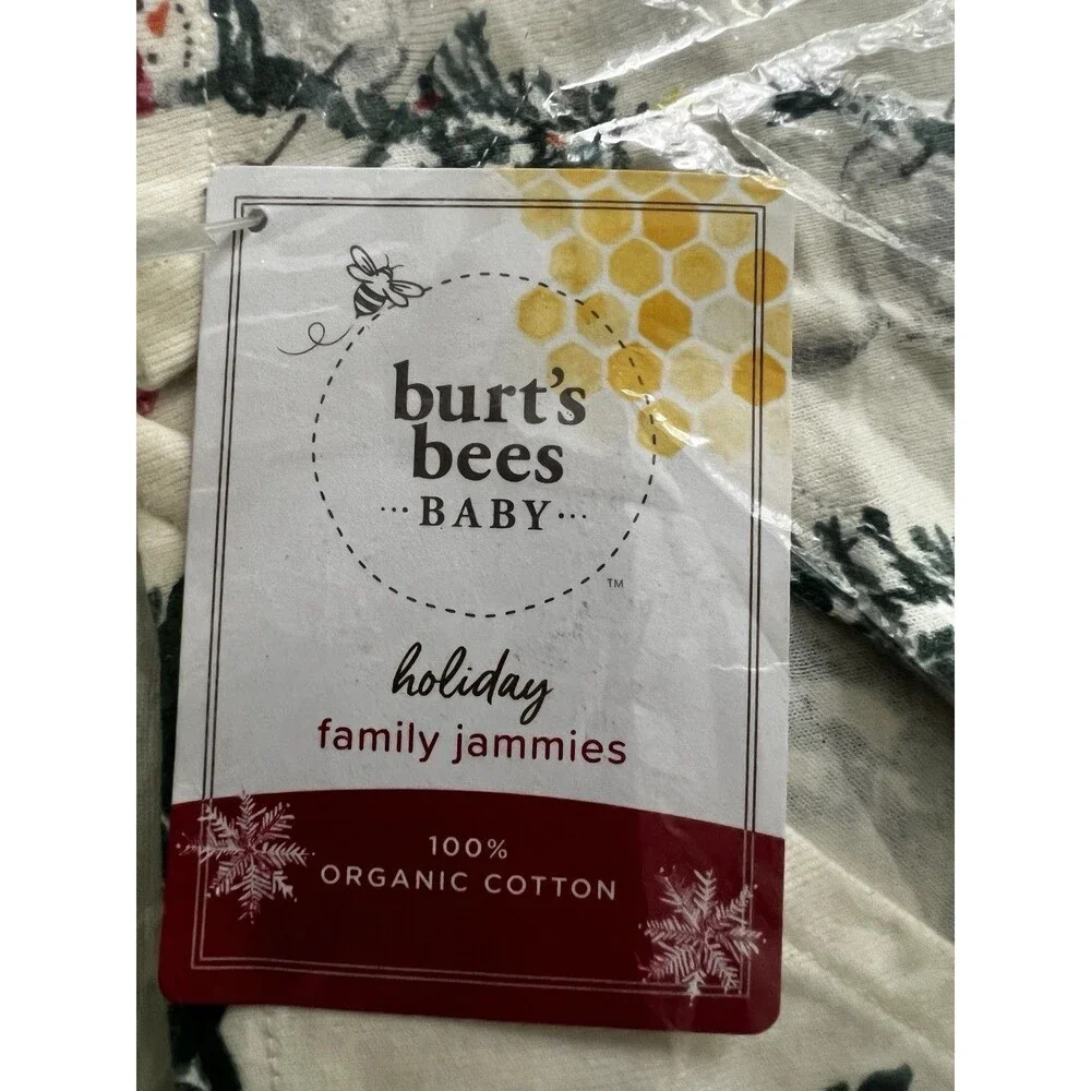 Burt’s Bees Matching Family Jammies Dog Bandana One Size 30x21x21